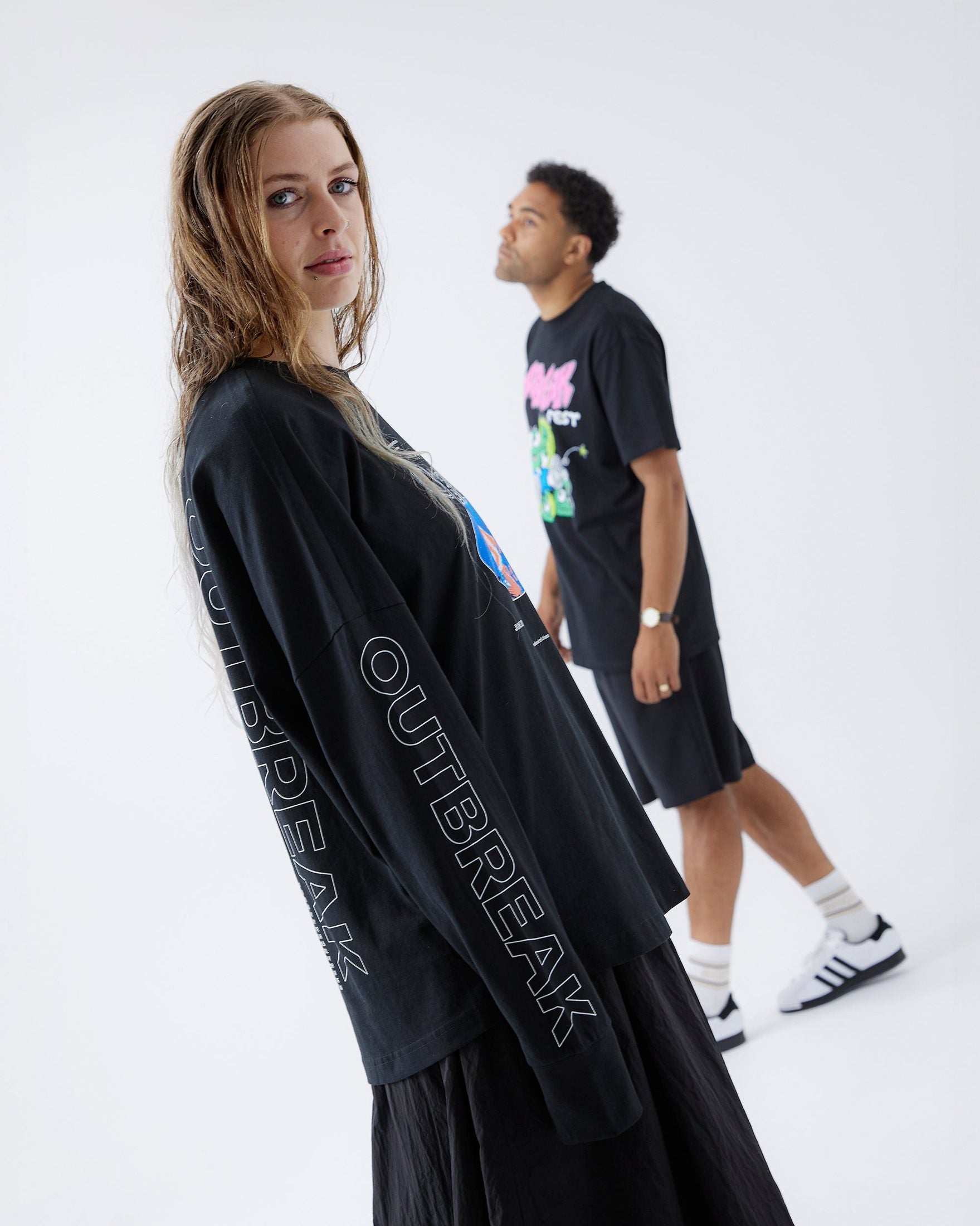 Long Sleeved T-Shirt Black Outbreak Fest Outbreak®