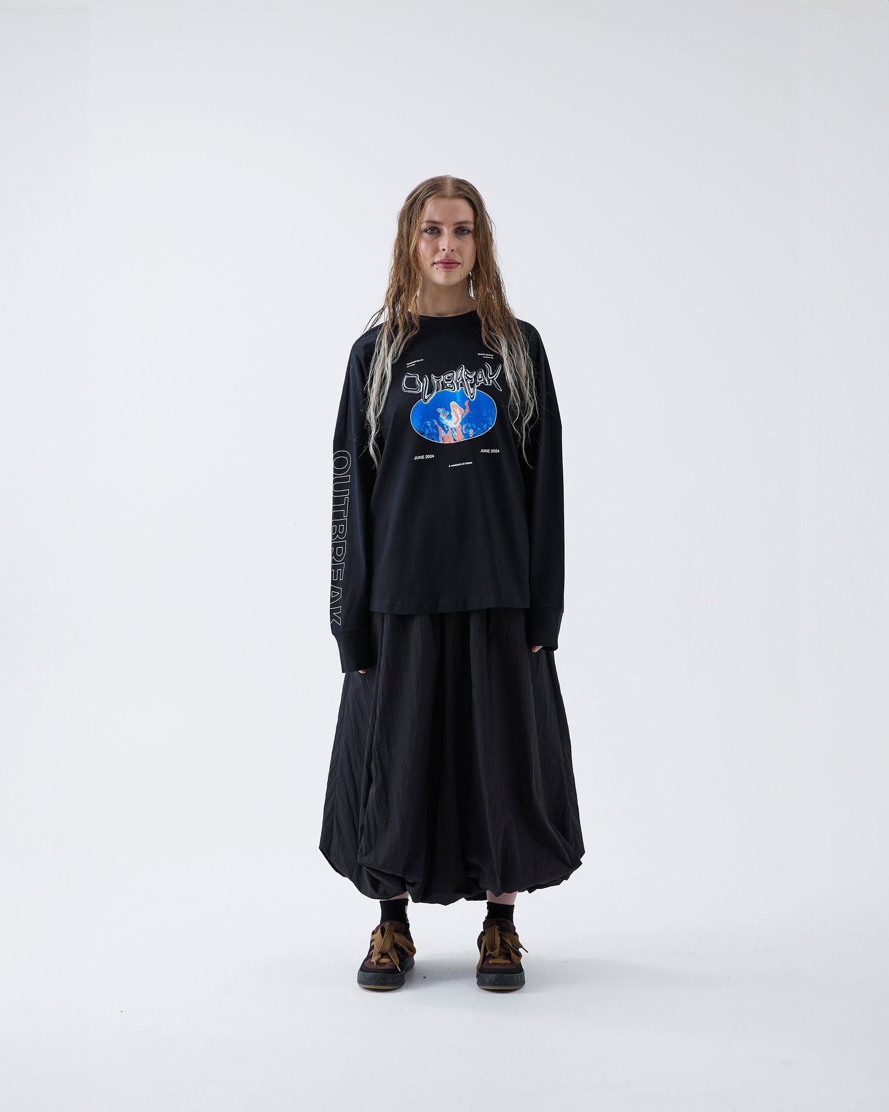Long Sleeved T-Shirt Black Outbreak Fest Outbreak®