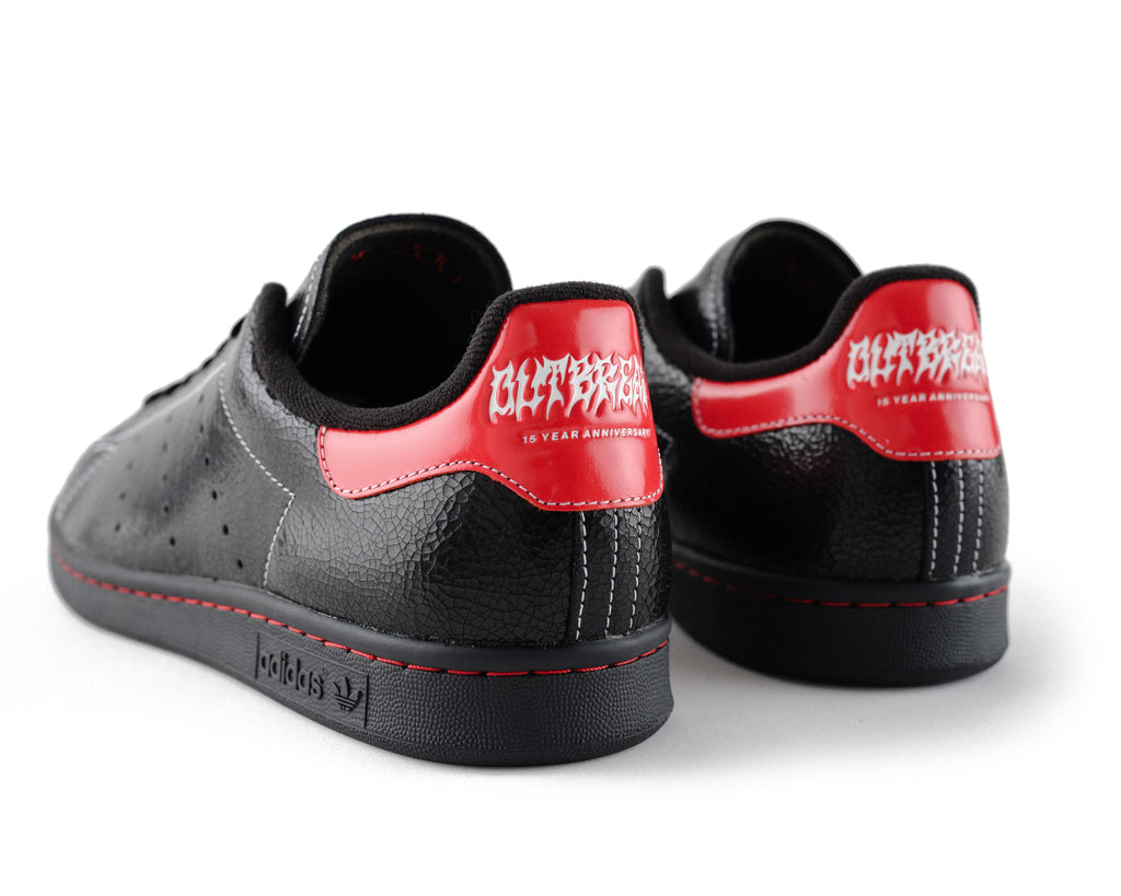 Outbreak® x adidas Stan Smith